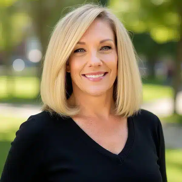 Headshot of Brenda Donovan